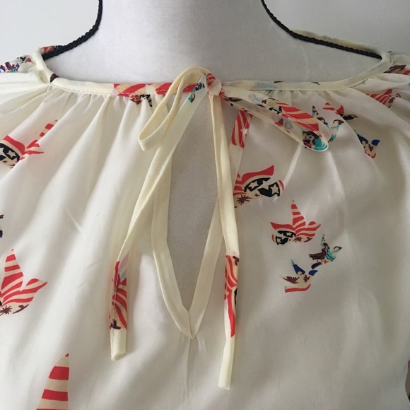 Off-white blouse - Picture 3 of 5